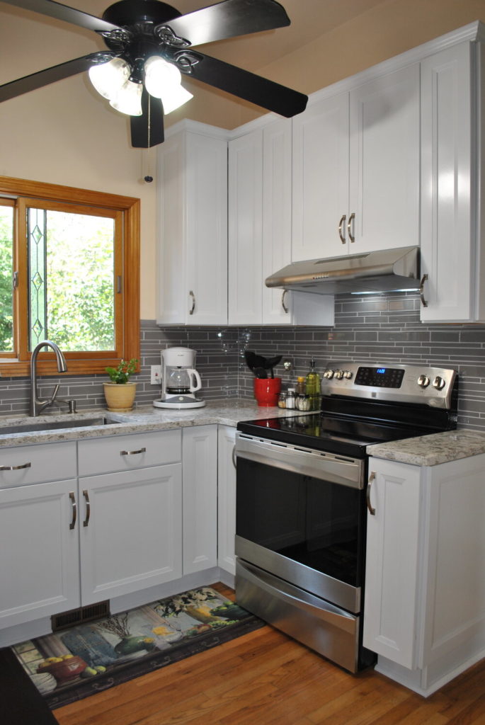 How to Maximize Storage in Small Kitchens: Smart Cabinet Solutions