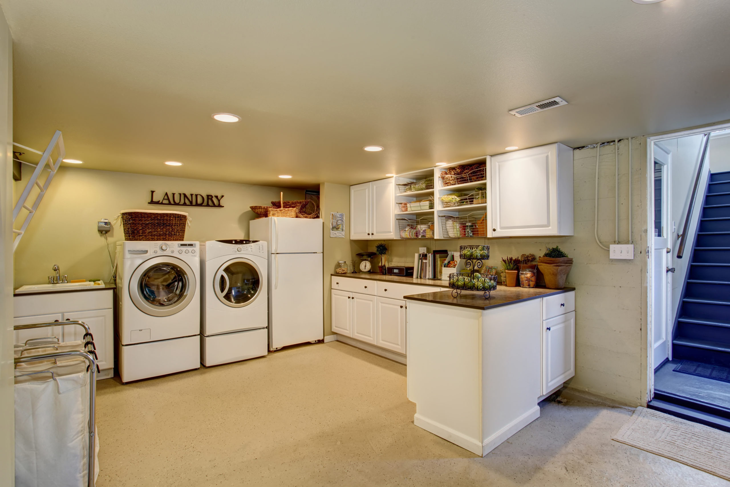 Sandy Utah laundry cabinets